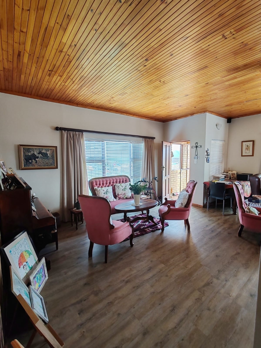 3 Bedroom Property for Sale in Perlemoenbaai Western Cape